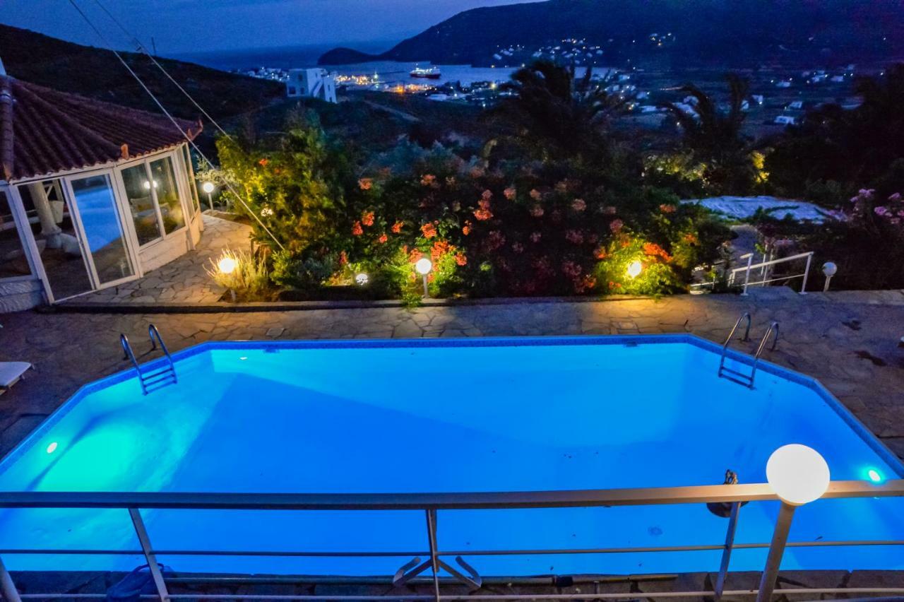 Kymothoi Rooms & Pool Bar Gávrio Kültér fotó